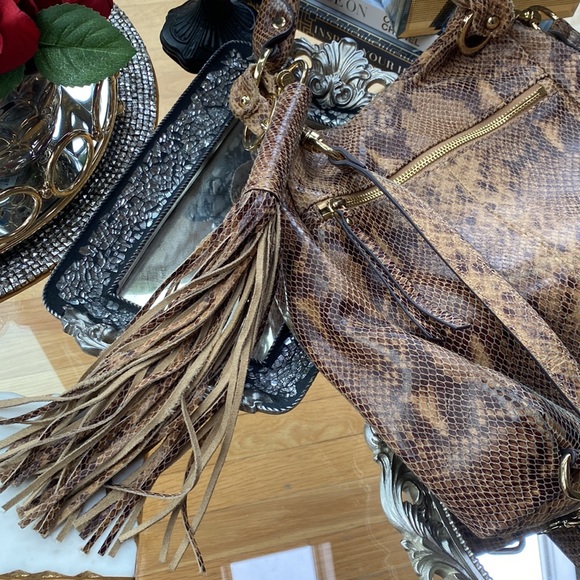 G.I.L.I  Snakeskin Leather Back Pack HandBag - Picture 10 of 17